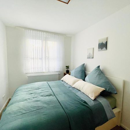 Frisch Renoviertes Und Charmantes Apartment Stuttgart Exterior foto